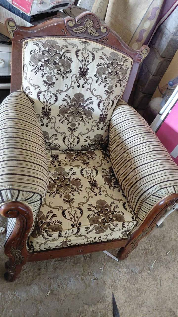 تخم قنفات حيل نظيف 10 مقاعد 200 الف


**إذا كنت صاحب هذا الإعلان وتريد حذفه لأي سبب، رجاءا أرسل رسالة إلى الدعم الفني**