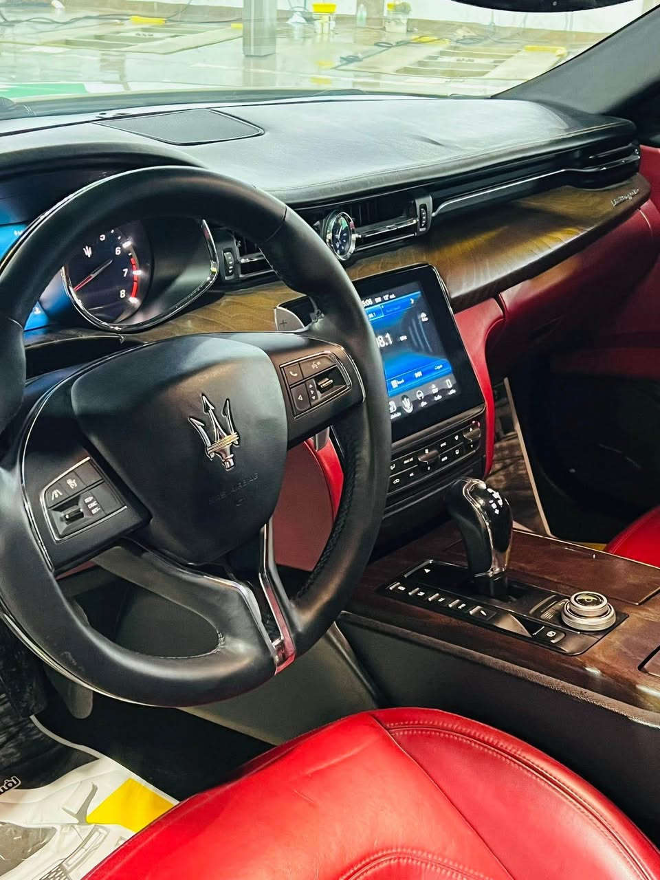 ‏ للبيع  او مرارس 

مازراتي كواترو بوتري

‏‎الـسيـارة اسـتــلام شـركـــة وكـالـه خـليجي  ضـمان دولــي

مـــودیل ( 2017 )

محرك 6 ســـلندر تــوین تــوربــو بــنزیــن 🚀 

مـــاشـــيه  158 کــم

مـــواصفــات

داخل احمر بلاد شركة

ســلاید شاشه بلادي 

سقف كنتارا 

صـوت گـزوز بـلادی  

بـــریک بــصمە   

ابــواب شــفط 

كــشنات تـدفـئه وخــزن 

مــاوس عن شــــاشە  

 ٣ نــظام قــیاد 

ویـــل بــلادی حــجم 20 تو سايز 

بـصمه  تـشغـيل مـع الابـواب ايـضا بـصمه 

الــكامـيرا مــع الـحسـاس امــامی + خــلفي 

الــكير ومـكينه وكـهربائـيات بشرط 

كلــوبات الـدشبول غير مشعول /على بـلادي الشركه  

ضرر 3 قطع صبغ 

ارباك سيستم 

‏‎رقـم و سـنويه جــديــد شــرط التـــحويــــل 🚦

‏ 

مـــكـان الـــسيارة بغداد سيديه او شارع فلسطين او اربيل 

الســـعر : 360 $ وبيهه مجال مـــجال

ملاحظة ( الادوات الاحتياطية مال سيارة نوع اوباما يعني متوفر )

وبــالحقيقــة احـــلى مـــن الصــــور 

للاستفسار الرجاء الاتصال *********** بغداد, العراق
