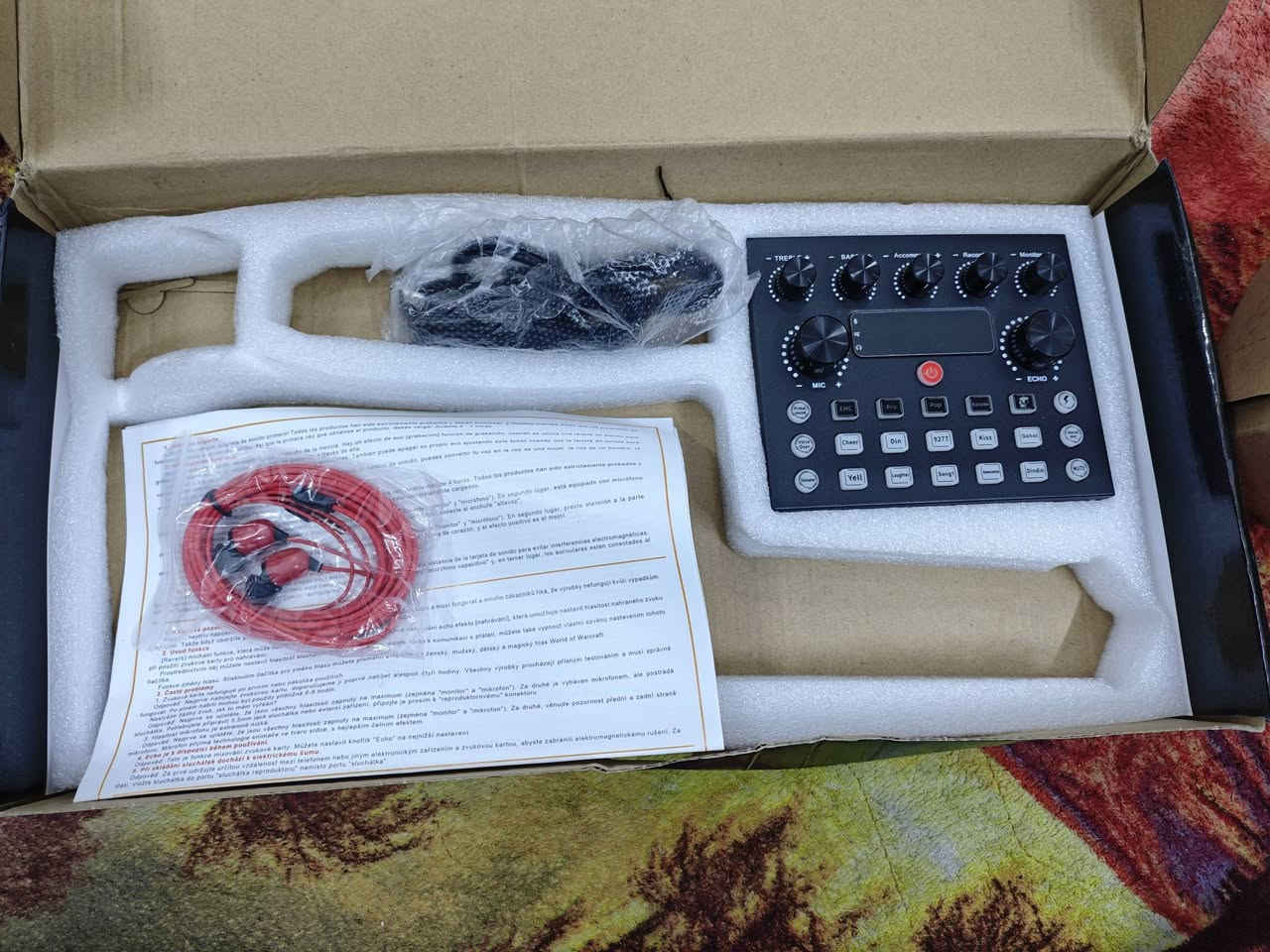 مكسر صوت ومايك احترافي الي يخدمنه ينطي سعر وبالعافيه


**إذا كنت صاحب هذا الإعلان وتريد حذفه لأي سبب، رجاءا أرسل رسالة إلى الدعم الفني**