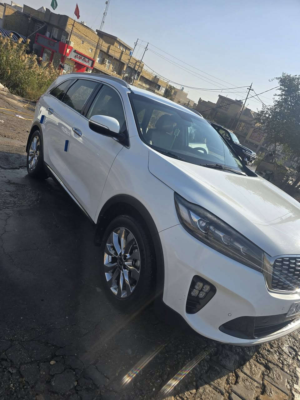 سورنتو 2019 خليجيه مكفوله 
ماشيه 100الف
رقمها قادسيه انكليزي بأسمي
السعر 265 وبي مجال 
العنوان الكــوت 
***********
