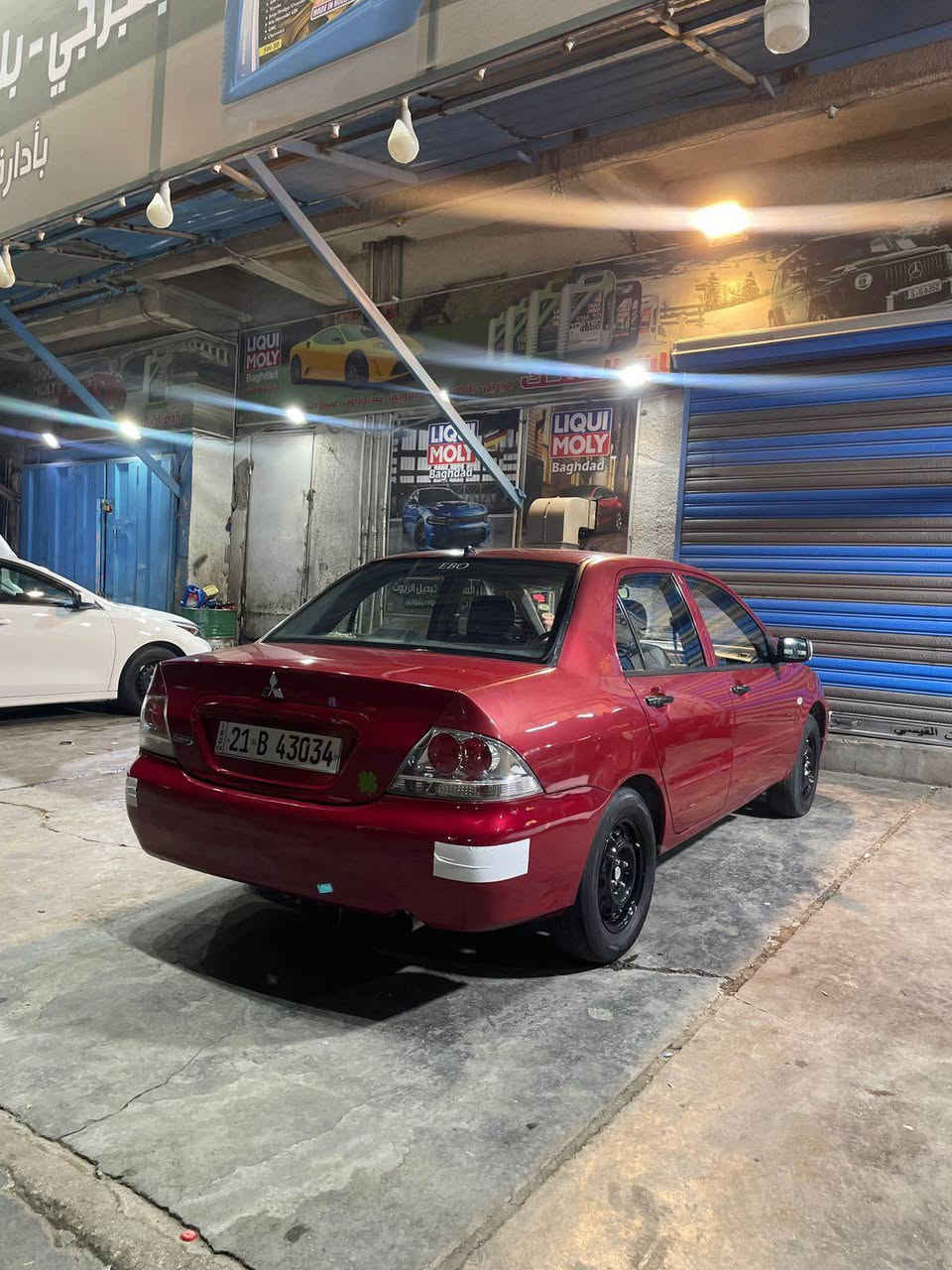 السلام عليكم لانسر موديل 2007
خليجي بيهه 5قطع اثر جراد 
وبيهه الهلالات الخلفيه معمره فقط 
مكاني الدوره
السعر 75 
*********** بغداد, العراق
