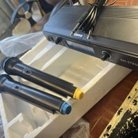 حلة باب الحسين • مايك • شور كوبي」「رسيفر」「صوت واضح」「توصيل كل العراق