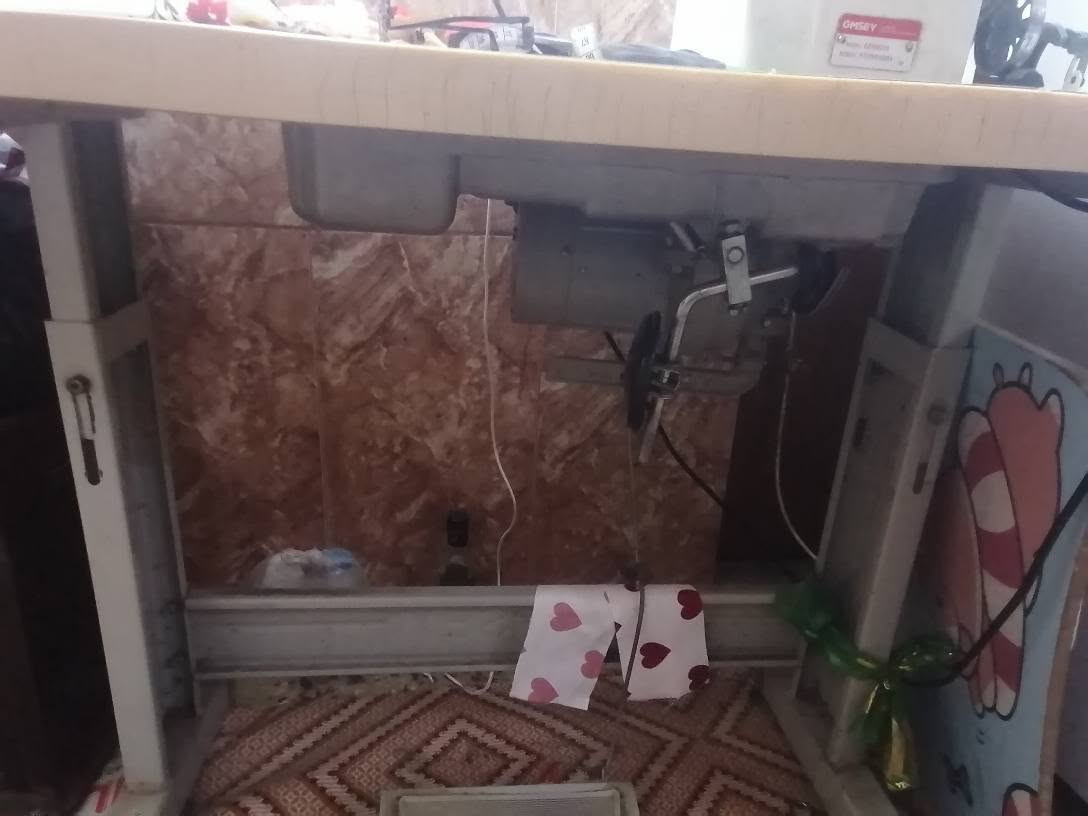 مكينه خياطه نوع جمسي  كامله مع الميز
نضيفه كلش وشرط الشغل واستخدام بيت مو محل سعرها ١٧٥ وبيه مجال للاتصال *********** البصره الجنينه البصرة, العراق
