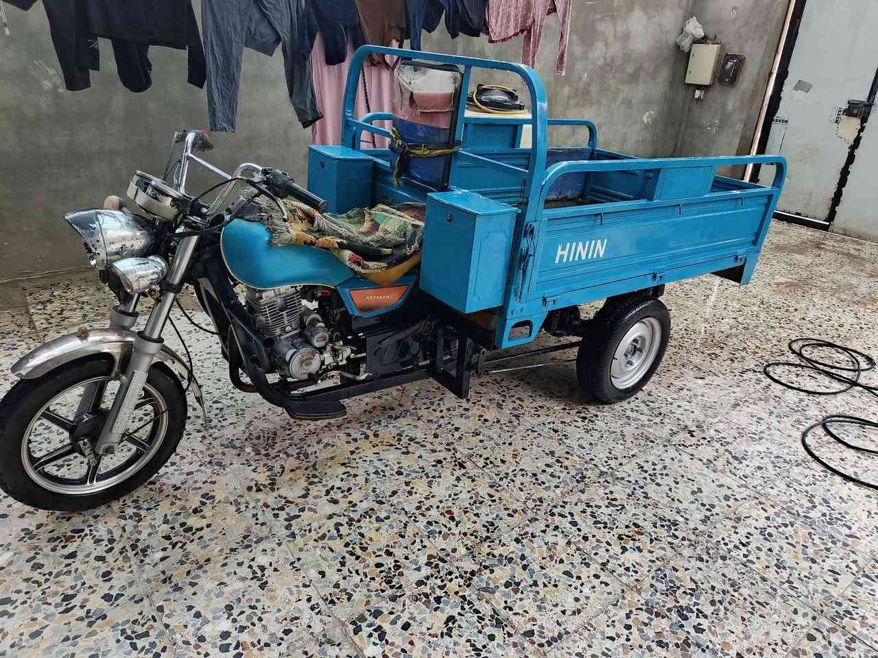 السلام عليكم شباب ستوته كربلائيه  للبيع موديل22 ستوته مكفوله شاصي ركبه بيه خيط تبخير ستوته نضيفه كهربائياته يرادله ترتيب اصولياته كامله اوراقه موجوده السعر (1750) وبيه مجال المكان البصره الزبير رقم الهاتف ***********
