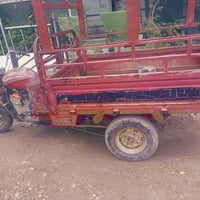 توك توك • للبيع