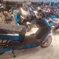 للبيع السعر 950 وبيهة مجال قليل مستخدم بس 3 اشهر التصال. 07762333179