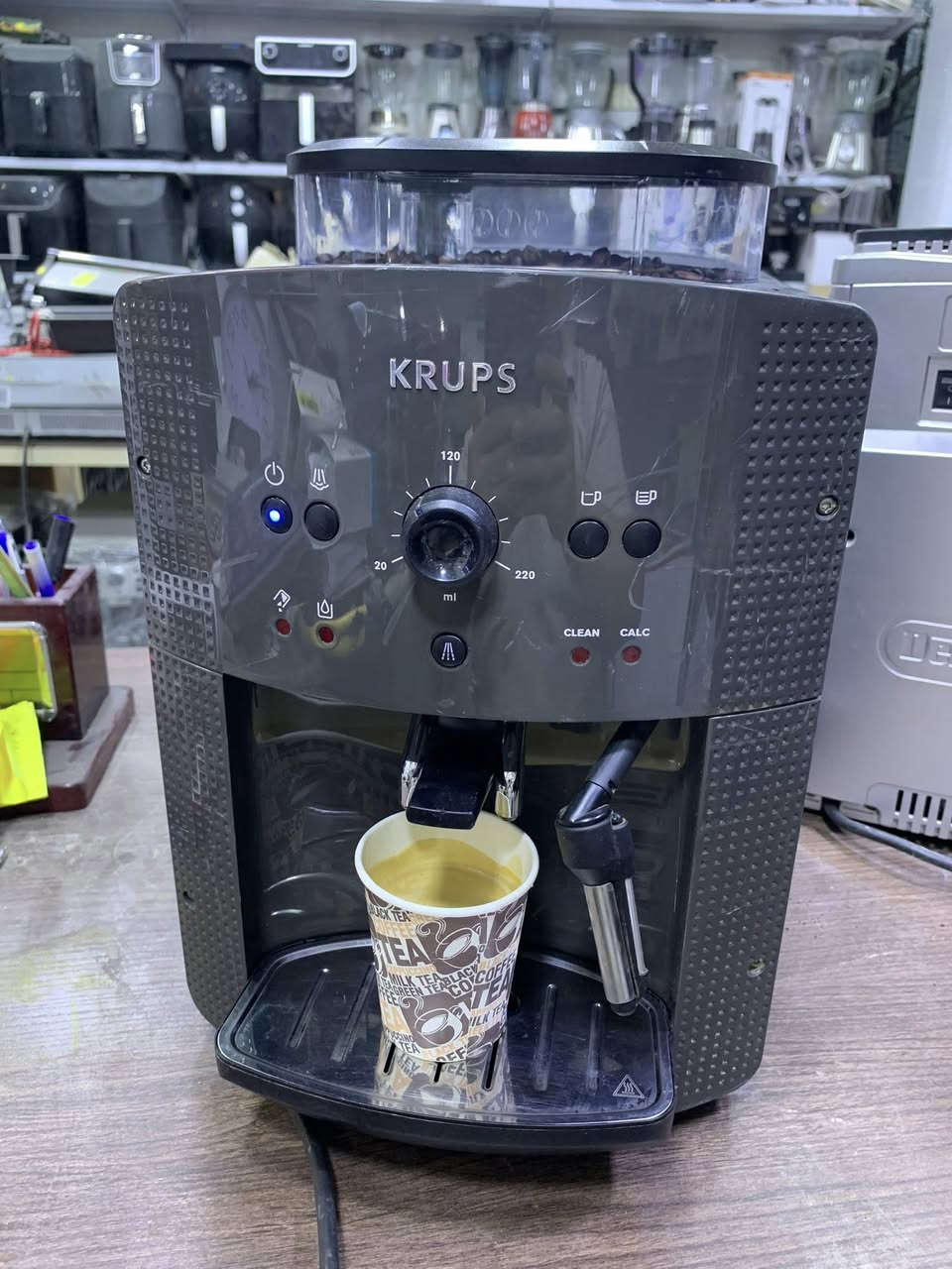 متوفرة ماكنة قهوة كروبس


**إذا كنت صاحب هذا الإعلان وتريد حذفه لأي سبب، رجاءا أرسل رسالة إلى الدعم الفني**