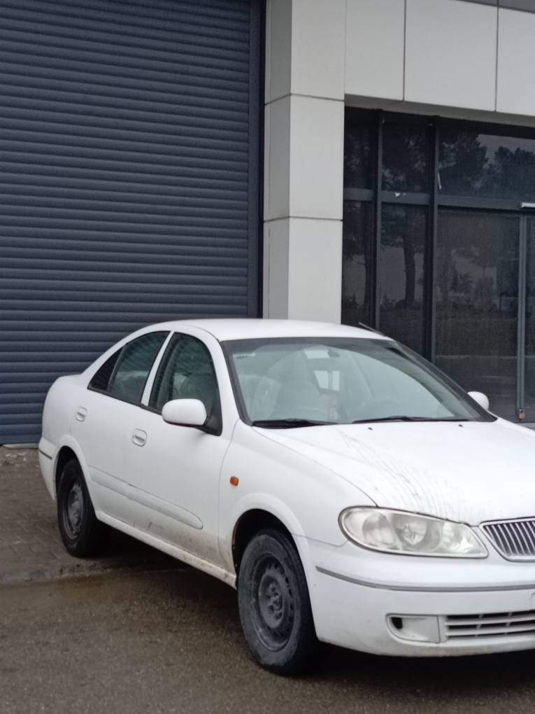 سەرەتا بەناو خودا
نیسان سەنی مۆدێل 2009ی یابانی عەسڵ ڕەقەم سلێمانی  
گێڕ عادی مەکینە سپی مەرغووب
گێڕوو مەکینەی  بەشەرت  دە فیتەر 
یەک پارچەی بۆیاغە  تەنها (بۆنیت) بەبێ ناو گرتن دوو پەڵە ساردی بچوکیشی هەیە 
سەیارەیەکە تا بڵێی جایزە تونگوو تۆڵە 
تایەی تازەیە
ناوی لۆک لۆکە
سەنەوی ساڵێکی ماوە بەسەر بچێت 
وەکالە عامی بەناو خۆمەوەیە 
تەحوویلوو خرامەی بەشەرت 
سعری 88 وەرەقەو ماجالێ کەم
ژم.*********** وەتساب و ڤەیبەریشی لەسەرە السليمانية, العراق
