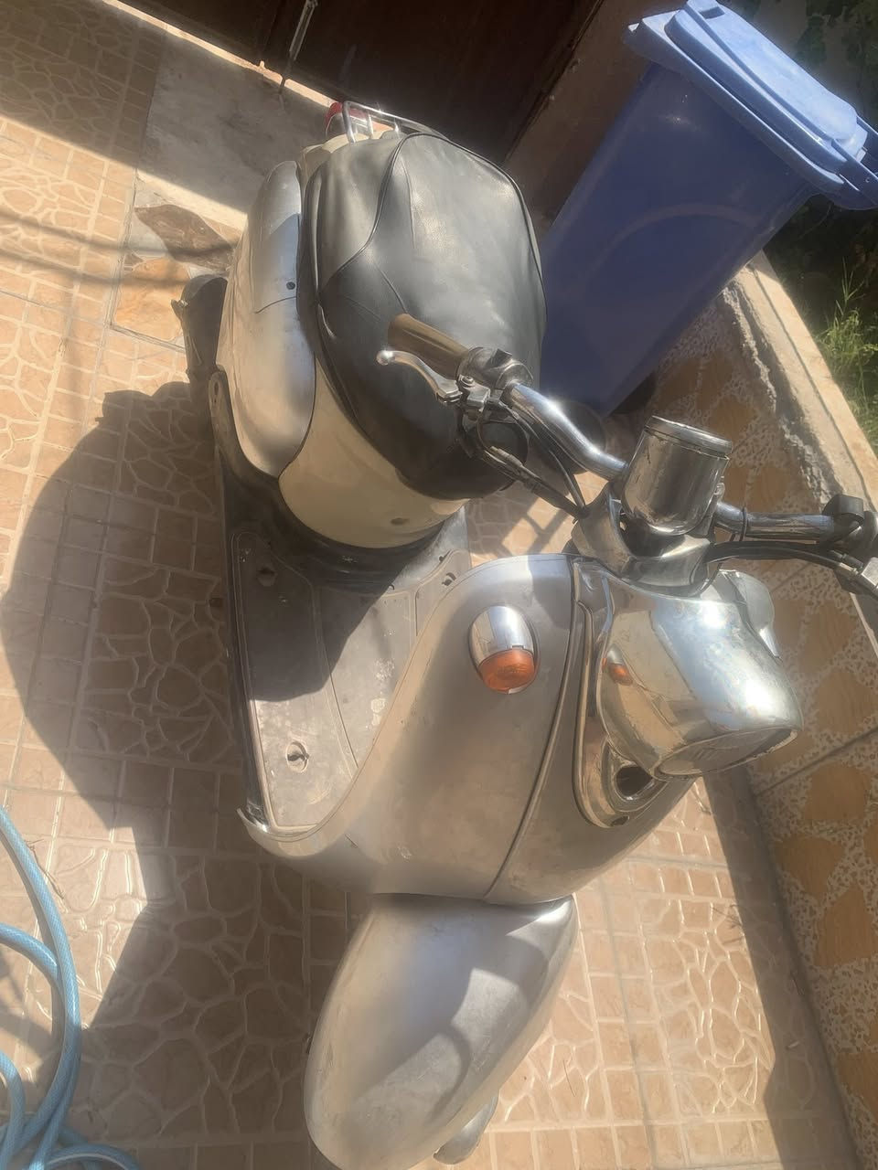 عبد الحليم للبيع هندر واحد يشتغل سلف شغال يرادها باتري ماطور نضيف مبي نقوصات هاذه رقمي واتساب ***********
