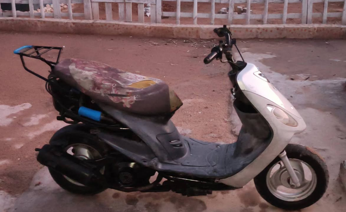 السلام عليكم دراجه للبيع دراجه حلوه ونضيفه مفتوحه مره وحده قراضه كامله السعر 350 عنواني الزبير رقمي ***********
