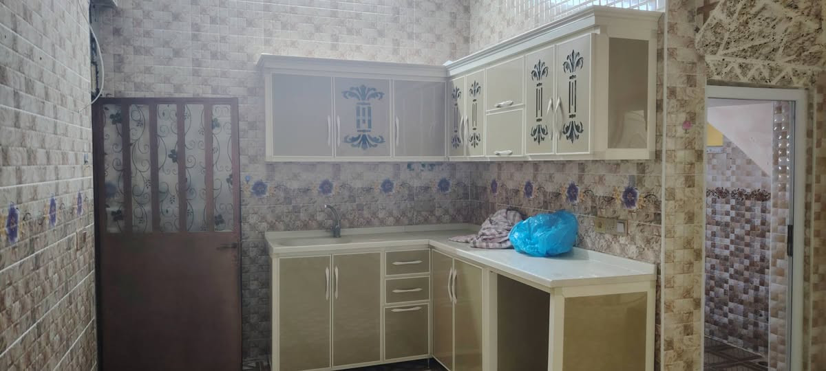 رقم اعلان٢٠٤١
نوع  عقار رقم زراعي
دارللبيع۱۲۰مترطابق ونص كركوك بنجاعلي قريب جامع بلال حبشي بيت كلش نظيف فول سراميك موقع فول خدمات شارع عريض وتبليط
يتكون طابق الاول غرفة نوم 
استقبال مع سبليت
مطبخ مع كونتر
صحيات
كراج سياره
درج داخلي
غرفتين نوم
بيتونه +حمام
سعر٥۳ملوين بي مجال
 الا ستفسار
۰۷٥۰۳٦۳۹۲٥۸واتساب
۰۷۷۰۱۳۳۰٤٥٥فايبر
عقارات گوڵان فی کرکوک
