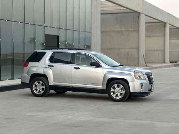 GMC تيران 

موديل 2017

بيها جامبغ خلفي صبغ بدون دواخل 

ارباكات سليمة 

كير محرك بشرط 

سعر 107 ورقة 
***********
