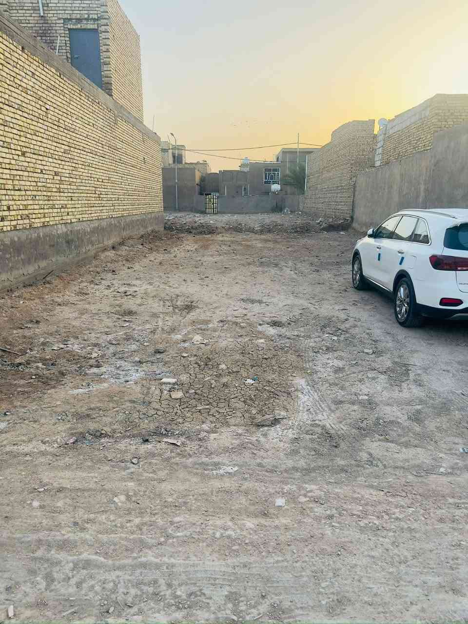 اللهم صل على محمد وال محمد 

على بركه الله (عرصه للبيع حي الشرطة)

عرصه للبيع حي الشرطة 

 قريبه جدا على شارع 20 الرئيسي سبايكر مجاور الركن 
مثل ما موضح بالفيديو طابوا صرف مداور ثاني يوم 
المساحه 200 م الواجهه 10 متر والنزال 20 متر 
القطعه مدفونه ومحدوله وجاهزه للبناء 
وقريبه جدا على التبليط شارع 20 الرئيسي 
ترهم مراوس او بيع حسب ورغبه المشتري 

للاستفسار الاتصال على الرقم

***********.  وتساب اتصال 

***********.      اتصل
