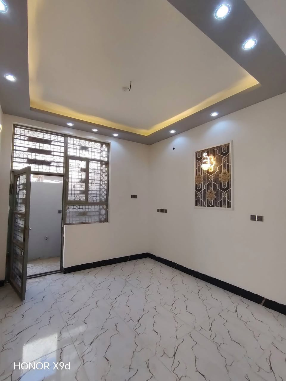 السعر 65 مليون 
فــرصــــة العــمـر .. لأمتــلاك  بيت 50م  في كربلاء  ⚜️ الحولي 100م (حي الاخلاص ) قرب سفارة التركية مقابل قاعه سوافنه مشروع سكني متكاملة  حياة افضل لعائلتك حيث المواقع المميزة القريبة منه كل مرفقات الحياةحيث الخدمات المميزة
 جميع الشوارع الرئيسية والفرعية
نظام الأدامة المستمرة اسواق .✨افران صمون .✨مخبز .✨صيدلية .✨الماء الكهرباء 
التبليطمولد
.للاستفسار تصال
***********
