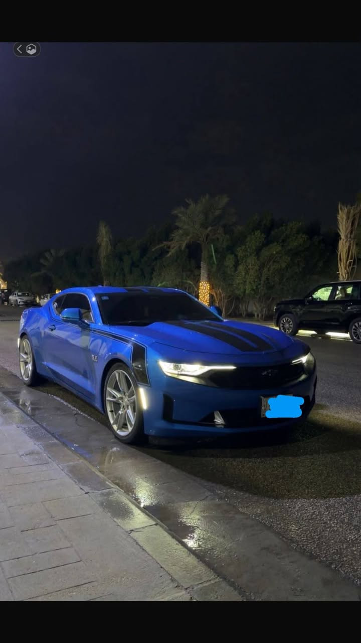 🚗 للبيع 

Chevrolet Camaro RS 2024 

شيفروليه كامارو RS 2024 – خليجي وكالة عبد الطيف 

 🌍 المدينة –   بغداد  - البياع 

  🛣️  المسافة المقطوعة      - 21 الف فقط 

------------------------------------------------------------ 
✅ المواصفات:  

✅ الموديل: 2024
✅ الفئة: RS
✅ المحرك: V6 سعة 3.6L بقوة 335 حصان
✅ ناقل الحركة: أوتوماتيك بـ 10 سرعات
✅ نظام الدفع: خلفي RWD
✅ اللون: ——
✅ الزجاج: وكالة
✅ الويلات: مقاس 20 إنش سبورت
✅ المسافة المقطوعة: 700 كم فقط (زيرو وكالة)
✅ الإضاءة: LED أمامي وخلفي
✅ فتحة سقف بانوراما
✅ نظام صوت Bose الفاخر
✅ شاشة وسطية 8 إنش مع نظام Apple CarPlay و Android Auto
✅ مقاعد جلد رياضية مع تحكم كهربائي
✅ كاميرا خلفية وحساسات
✅ نظام الدخول الذكي والتشغيل بالبصمة
✅ أنظمة أمان متطورة (رادار أمامي - مانع انزلاق - أوتو هولد - تنبيه مغادرة المسار) 
السعر 250 
العنوان كربلاء 
***********
