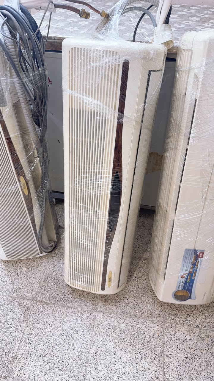 سبّلت شرط شغله علا 2 طن 
جنرال و tcl
سعر القطعة 235 مجال قليل جدا 
ممتواجد علفيس شراي يتصل ***********
