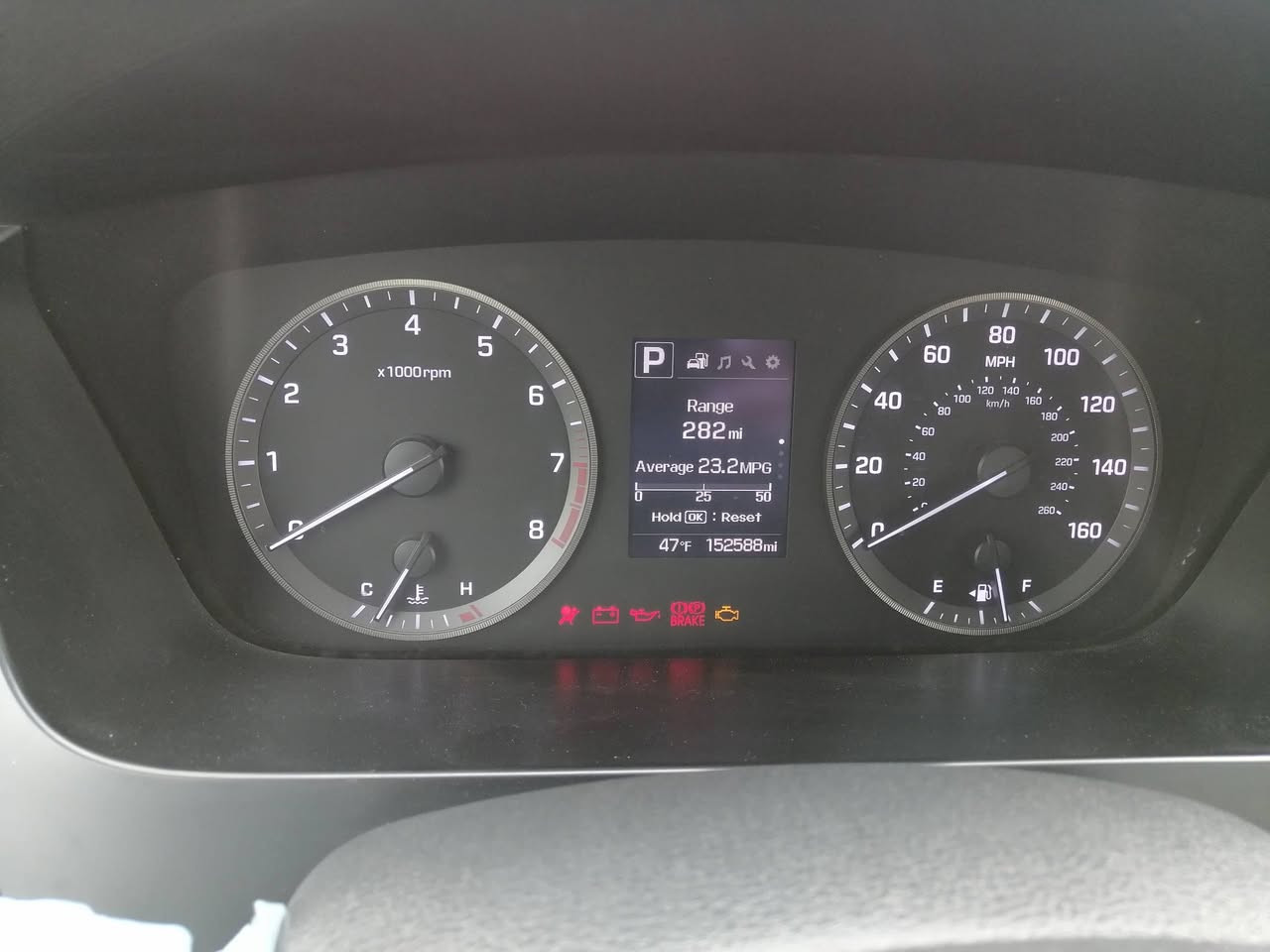 السلام عليكم سوناتا موديل 17 امريكي محرك 1400 جي دي أي فول مواصفات عدا الفتحه والبصمه سياره مكفوله من عدا محولبه قليل تقريبا 10٪ الهزه والارقام والسنويه جدد والسنويه لغايه 2030 رقمها دهوك بااسم شخص كردي شرط التحويل العنوان كربلاء الحسينيه الاتصال ع رقم ***********
