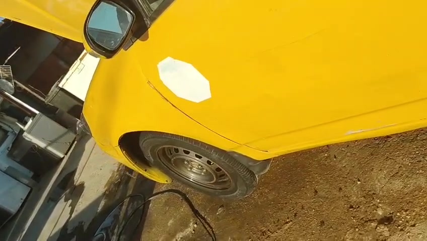 يا الله السلام عليكم / للبيع او مراوس ويه بيوادي خصوصي كير
السلام عليكم 
BYD G3  بيوادي جي ثري تكسي جوال كير عادي 2013
تفاصيل السيارة كاملة حتى ما اتعب الي يجي ولا اضم شي على أحد 
🌟1: نواقص السيارة(باور ستيرن بيه صوت ونه لكن طبيعي يلوف وخفيف+ درايم شفتات بيهن صوت طكطكه خفيف)

🌟2: كير شاده قبل 5 أشهر مال بيوادي اف ثري 2019 +
محرك هوندا  ياباني جديد 

🌟3: صدر كامل امامي وخلفي مبدل جديد فقط الدبل اليسار بيه ضعف وليس تعبان اثر طسه قويه
 ومشط ستيرن مبدل قبل 4 اشهر 

🌟4:كشر  ( جاملق امامي يمين مبدل جديد+ بارد باب سائق+ بارد بداية القماره مأشر عليه واضح اثر سيباية+ الهلالات والدوس معمرات جديد وصبغ  والدائر الامامي مال الفتحه اثر زنجار والباقي واضح بالتصوير)

🌟5: تبريد منضومة جديدة بداية الصيف شادها+ مروحة ستاركس الحجم الكبير 
🌟6: باسمي ورقم بغداد سنوية ساقطه بشهر ال3 صار 3 اشهر+ هيئة وغرامات تاخذ صافي بعد الانتفاق 

🌟7: داخل مدوشم  ارضية وكشنات وسفريات وشاشه وكل الكيجات والامور شغاله 

🌟8:ماصدات جدد + عدسات بيهن ضوء صلوات على محمد خير من الله 

🌟9:باتري جديد+ تايرات نص عمر 

🌟10: كل كهربائيات شغاله وعلى وضع شركة بدون قطع وتلزيك+الجامه الامامية بيها فطر 

🌟11:  مضيوف الها منضومة غاز حكومة رسمية (تنسى الدونز والصرف تمشيك بالداخل بالصيف ويه التبريد 400 كيلو متر و بالشتاء 500 كيلو متر  ب10 الاف دينار)

🌟اخوان هاي كل تفاصيل السيارة حتى ما اتفاشل ويه احد او يجي ويلكه غير شي ومصوره فيديو وصور جديدة 

مكان سكني بابل وردية خارج 
ومتواجد عملي اغلب الأيام بين بغداد وبابل 

بيع او مراوس ويه بيوادي خصوصي كير عادي او محور كورلا 

للتواصل وات ساب واتصال وخاص 

***********

