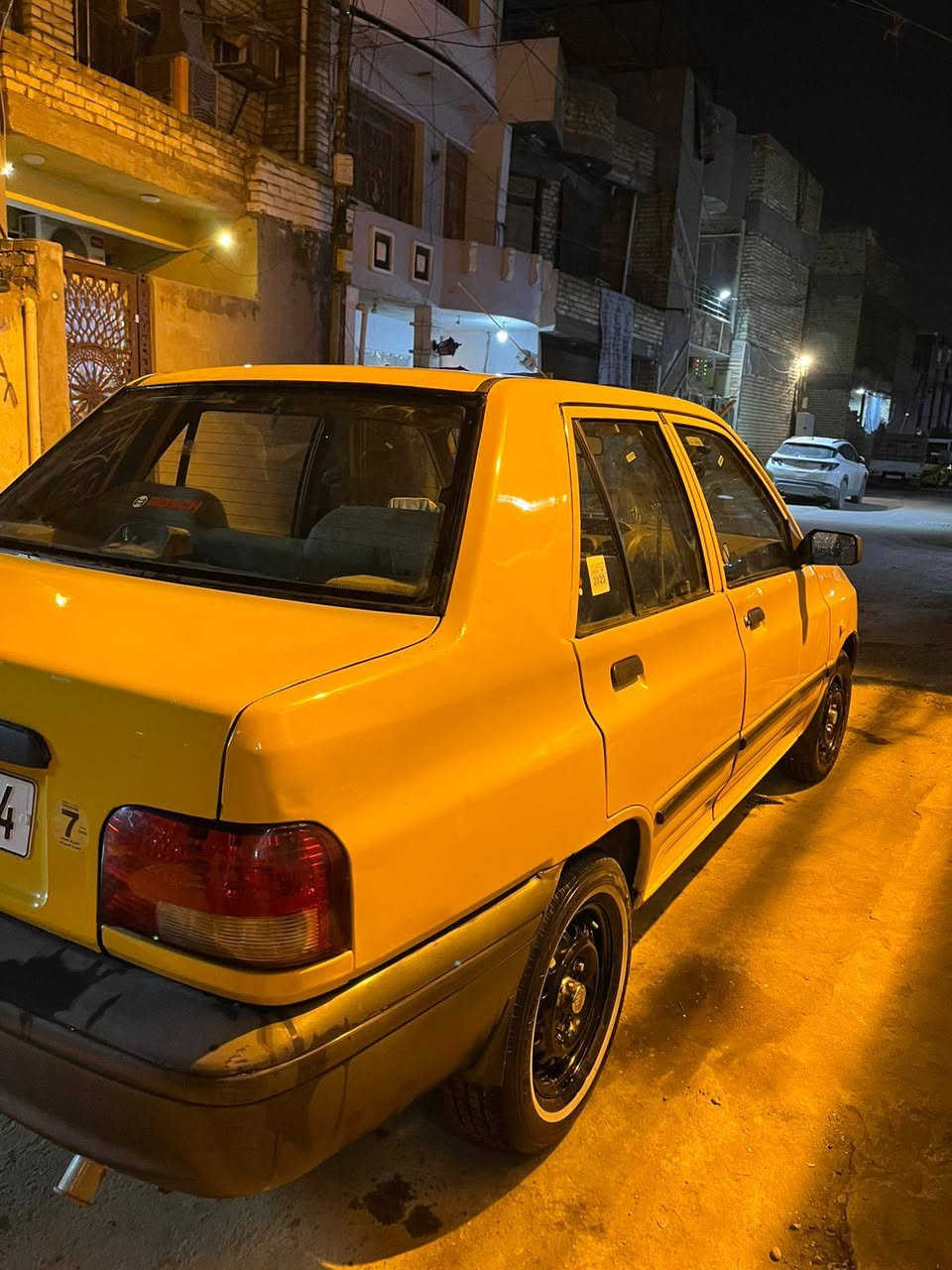 السلام عليك سايبه موديل 2017 بيها بس جاملغ ***********
