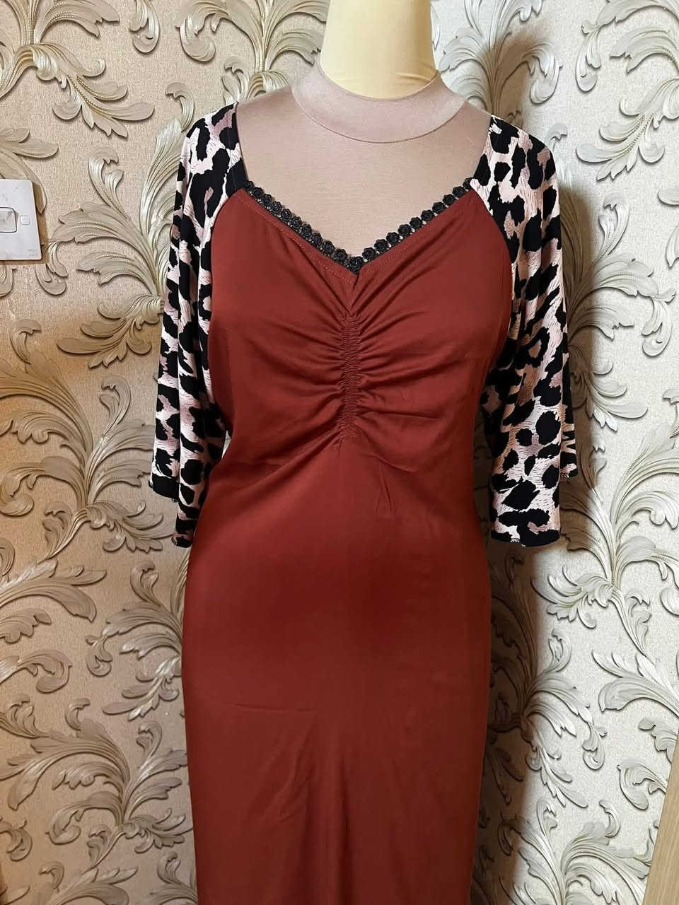 مرحبا بنات مجمع بسمايه🌸
جبتلكم خياط تقريم تطريز حسب الطلب
تخريز بالنمنم والخرز والكرستال
كل هذا تلگونه يم
شذر هاند ميد
مكانها A4
وهذا رابط الصفحة
https://www.facebook.com/share/1AFSLQQxBw/?mibextid=wwXIfr


**إذا كنت صاحب هذا الإعلان وتريد حذفه لأي سبب، رجاءا أرسل رسالة إلى الدعم الفني**