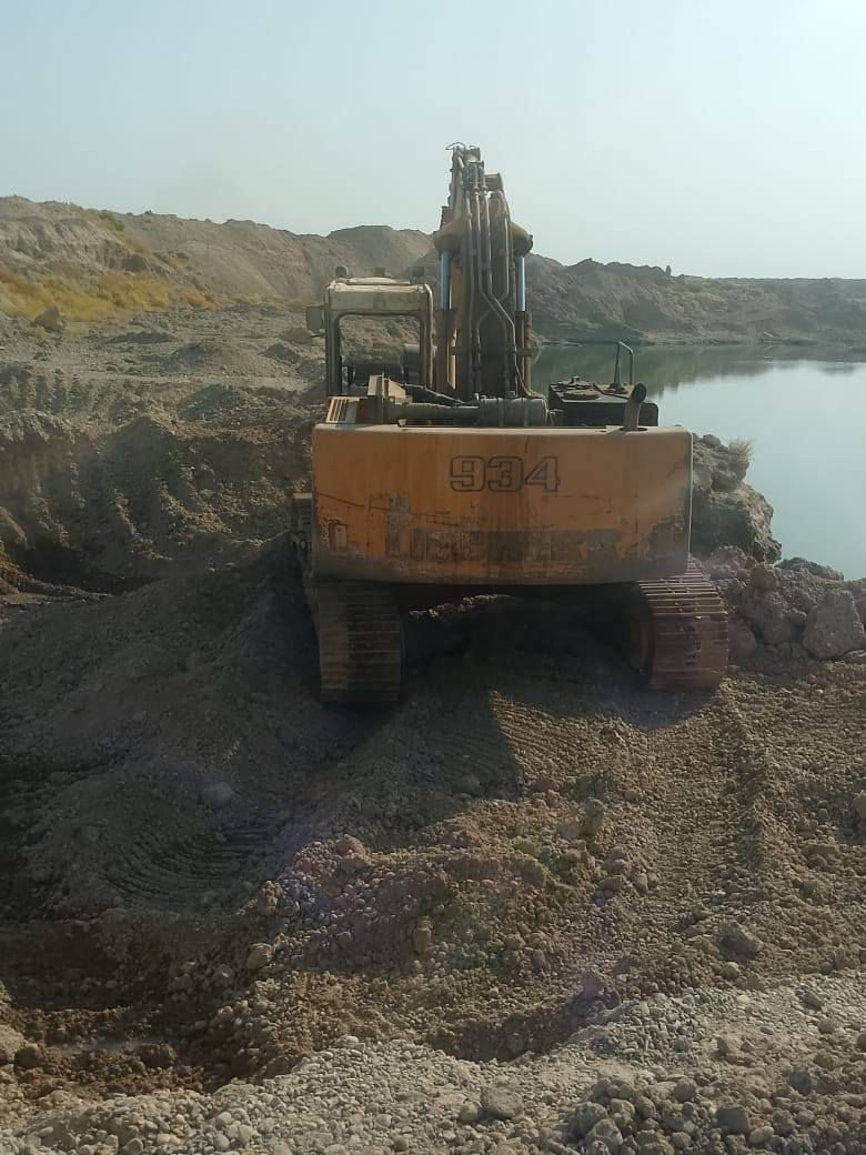 السلام عليكم
حفاره لبهير حجم 934
الحفاره شغاله كلها
فقط تريد حداديه للجب
محرك كنترول صينيه زنجيل كلو نضيف
الموديل ٢٠٠٥
رقم نينوى ألماني
السعر 110 ورقه وبيها مجال
للاستفسار *********** واتساب أو اتصال
