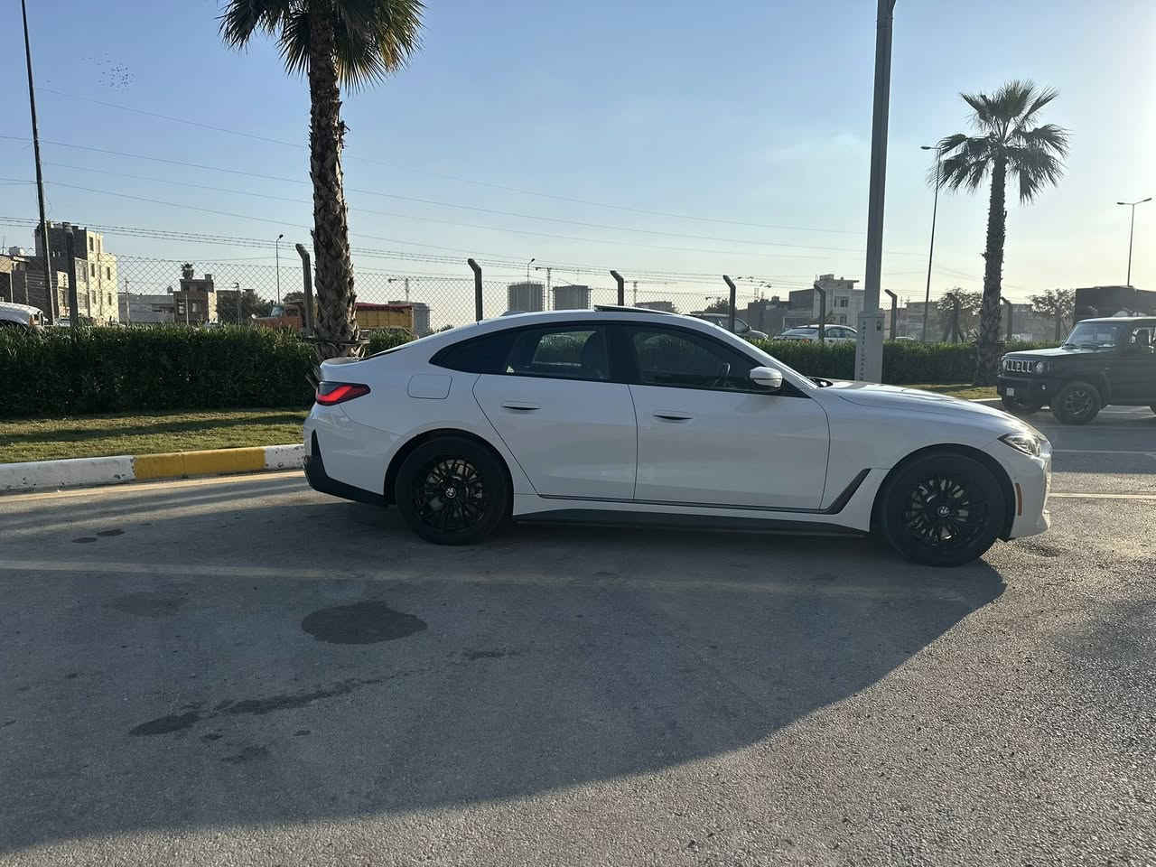 للبيع
BMW i4 eDrive35

موديل 2024

السيارة كهرباء بلكامل

ماشية - 30.000 كيلو

.

‏‎بطارية ليثيوم ايون بسعة البطارية 84 (KWH) تقطع في الشحنة الواحدة ما يقارب الـ 500 كيلومتر

‏‎مدخلين شحن AC / Dc

‏‎الاضافات:

‏‎• فتحة سقف

‏‎• هاند بريك كهرباء مع نظام اوتوهولد

‏‎• عدة انظمة قيادة: Comfort / Sport / Eco Pro

‏‎• هاند بريك كهرباء HOLD AUTO

‏‎• مقاعد جلدية فاخرة: كهربائية مع ذاكرة تخزين وضعية الجلوس

‏‎• تزيينات كاربون فايبر داخلية

‏‎• شاشة ثنائية منحنية مقاس 14.9 بوصة لنظام المعلومات والترفيه و 12.3 بوصة لشاشة السائق

‏‎• الشاشة تدعم التحكم بالأوامر الصوتية واللمس وإيماءات اليد Gesture Control وتدعم آبل كاربلاي وأندرويد أوتو

‏‎• ماوس للتحكم بالشاشة

‏‎• نظام ملاحة Navigation

‏‎• شاحن لاسلكي للهواتف المحمولة Wireless Charger

‏‎• بلوتوث / نقطة اتصال وايرلس WiFi Hotspot

‏‎• مخارج USB / AUX

‏‎• تشغيل بدون مفتاح Keyless go

‏‎• نظام الدخول من غير مفتاح Keyless entry

‏‎• حساسات امامية وخلفية

‏‎• نظام تحذير من مغادرة المسار Lane Departure Warning

‏‎• نظام تحذير تغيير المسار Lane Change Warning

‏‎• مساعد الانتباه Attention Assistant

‏‎• مساعد اليقظة Attentiveness assistant

‏‎• نظام تحذير السرعة Speed Warning

‏‎• نظام تدخل التوجيه الذي يساعد في تعديل اتجاه السيارة تلقائيًا للحفاظ على المسار Steering Intervention

‏‎• نظام التحذير من الاصطدام الأمامي والخلفي Forward & Rear Collision Warning

‏‎• مانع انزلاق

‏‎• مثبت سرعة Cruise Control

‏‎• تحكم كامل في المقود مع أوامر صوتية

‏‎• غيارات عالستيرنج Paddle Shifters

‏‎• طارة مدفأة

‏‎• اضاءة ترحيبية

‏‎• أضوية ليزر BMW Laser lights

‏‎• ليد BMW LED headlights

‏‎• مصابيح نهاريةLED ‎

‏‎• مصابيح خلفيةLED ‎

‏‎• جنطات قياس 19 انش

‏‎• مرايا كهرباء

‏‎• مرايا قابلة للطي كهربائيا مع اشارات انعطاف

‏‎• مكيف خلفي منفصل

‏***********
