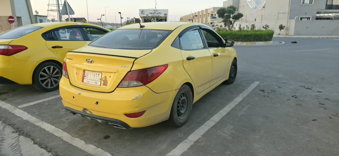 اكسنت مظلع ٢٠١٣ امريكي محرك جي دي اي منظومة غاز بيها كرت باب سنجار نظامية رقم بغداد سنوية جديدة باقي استلام لوحات شرط التحويل الشرعي بالموصل تحكم ستيرن اتصال بلوتوث الظرر جاملغ خلفي يمين وجاملغ امامي هيئة وغرامات صفر السعر ٩٠ وبيها مجال مكان السيارة موصل كوكجلي مجمع الشروق السكني 
للاستفسار 
***********/***********
