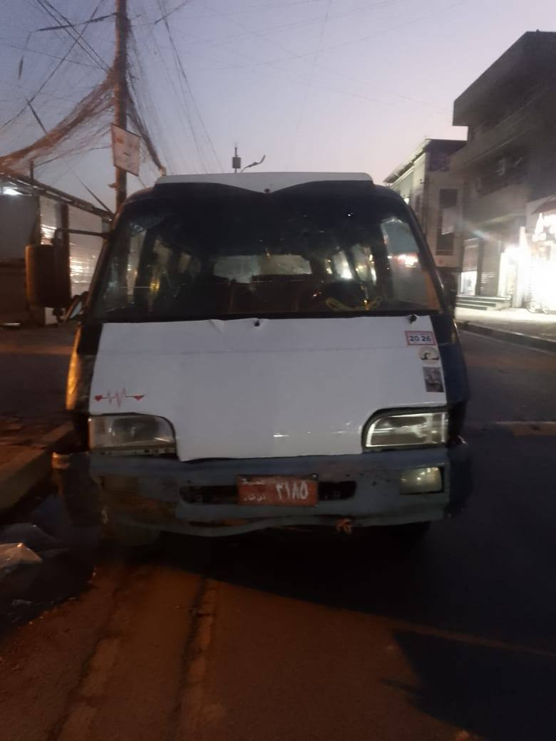 سلام عليكم اسيه البيع رقم حمر ذيقار ابيع بدون راعي كوم حديد سنويه تفاصيل السعر 15 وبيهه مجال العنوان بغداد العبيدي تصال عله الرقم***********
