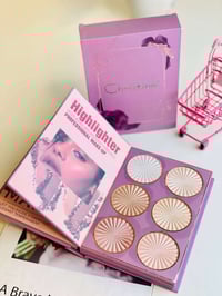 باليت كرستين • ٢٤ ظل عيون • أصلي