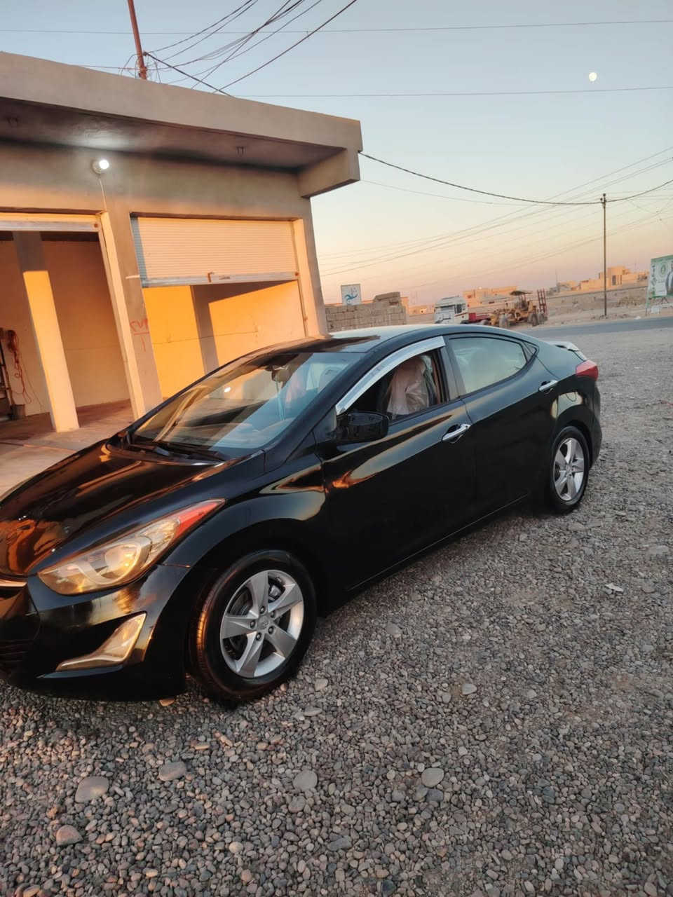 السلام عليكم 
اخواني مكلف بالنشر وخاص ماعندي 
هونداي النترا 2012
محرك 1800
وارد أمريكي 
رقم نينوى كابون بانزين 
السيارة مشضيه ومصبوغه عام 
السعر 85وبيها مجال بصيط 
مكان السيارة ناحيه القيارة 
***********
