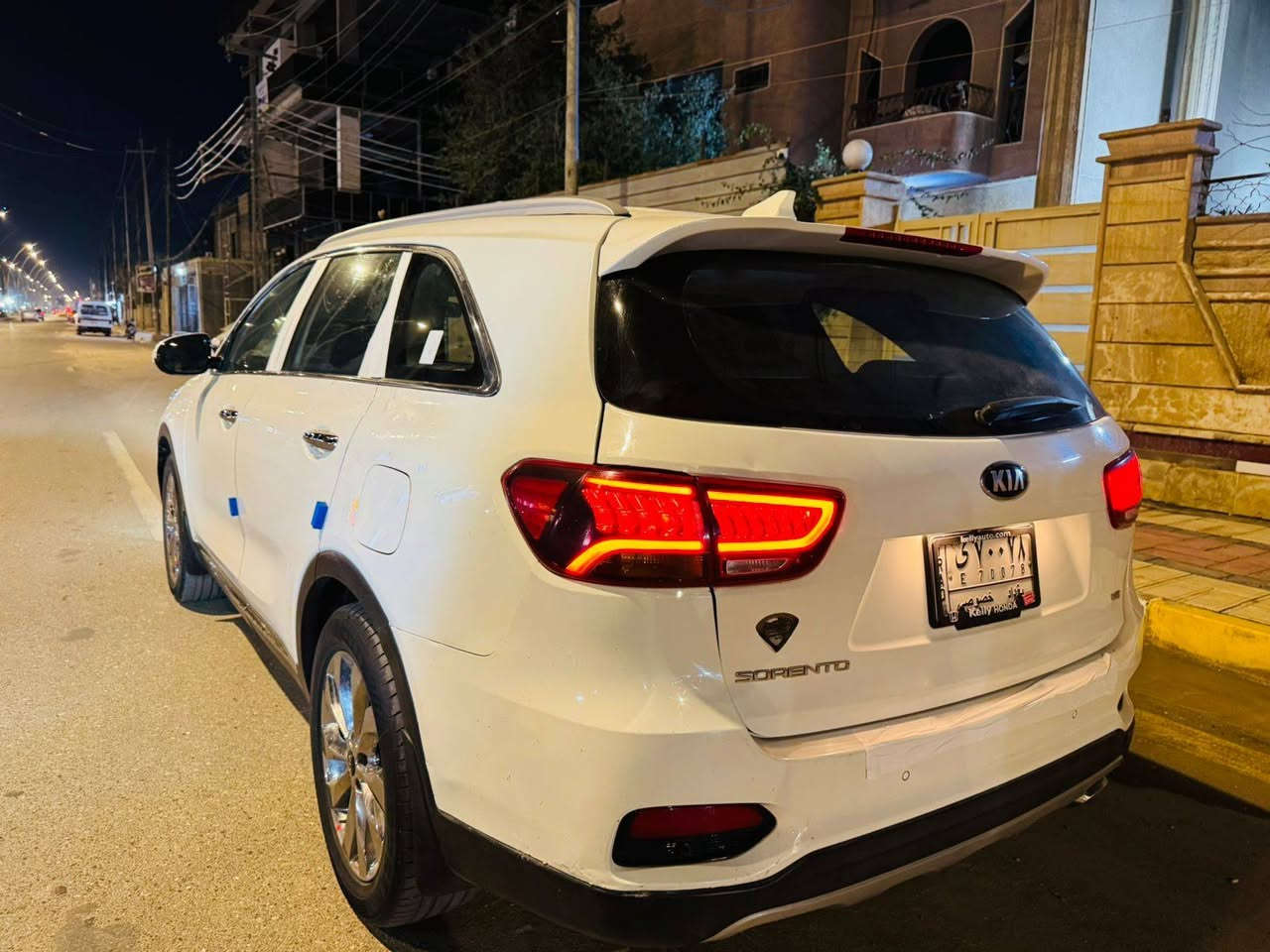 السلام عليكم  كيه  سورنتو  خليجي  مديل  ٢٠٢٠ ماشيه  ٤٠ الف  كيلو  تراي زيرو رقم  بغداد  باسمي  تحويل  مباشر  مشروع وطني  سياره  فول مواصفات  عدا  لبنرامه سياره  بيه  ضرر بلقماره  اثر  سقيفه ومصلحه  بارد  السعر  ٢١٠ بيع او مراوس  مكان السياره ناصريه مركز المدينه  للستفسار اكثر الاتصال عل الرقم *********** موجود وتساب
