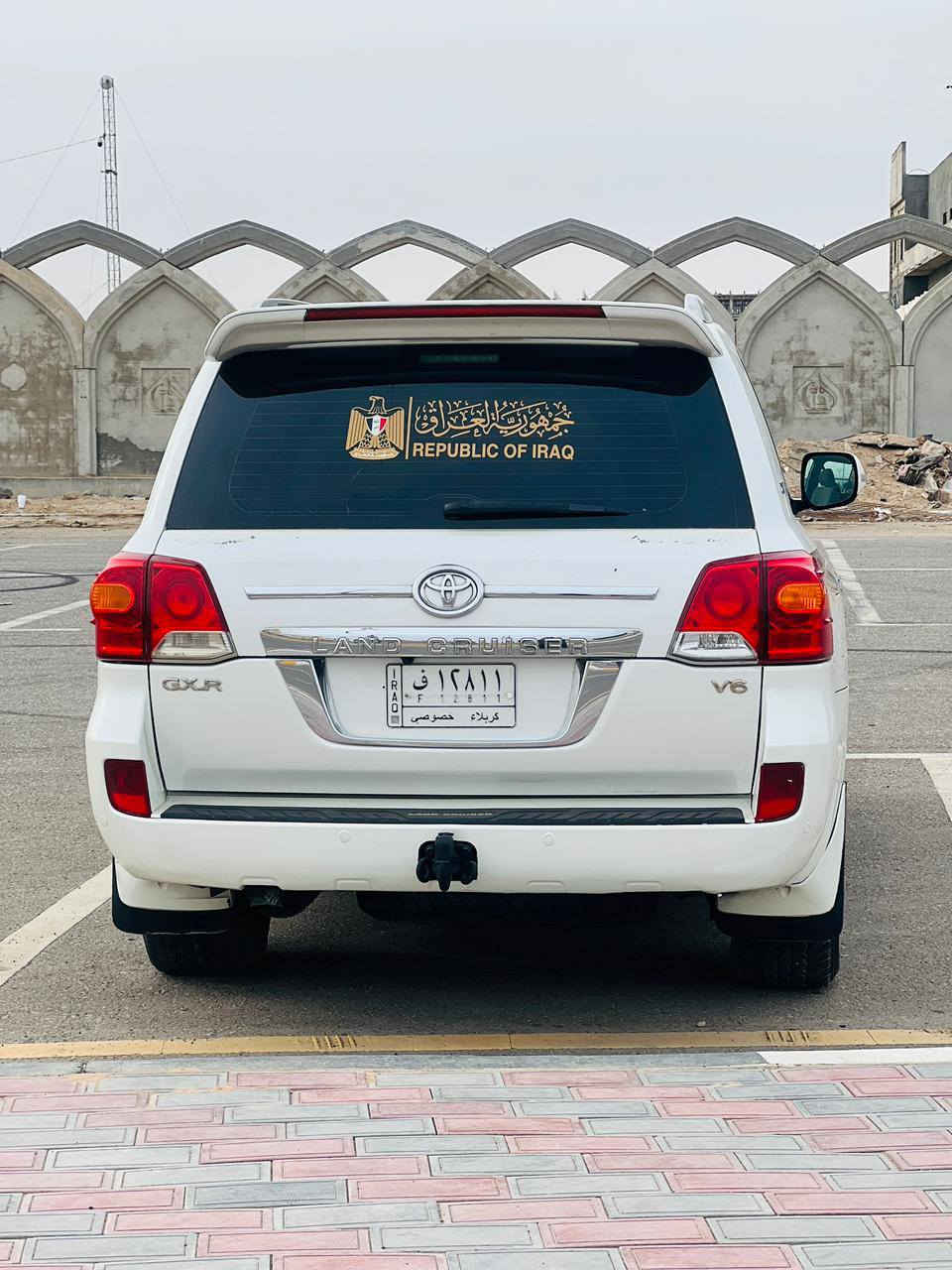 اسلام عليكم للبيع لاندكروز موديل 2009
وين اليدور جديد السياره مكفوله كفالة عامه من الدعاميه للدعامي صبغ بنيد فقط اثر تكشير بقيت السياره مكفوله من ضربه صبغ وفتح وتبديل 
رقم كربلاء مشروع وطني لغاية 2029 تخم تاير تبريد حداديه تدفئه 
المواصفات 
فول واحد على واحد 
ابريم + فتحت سقف + حساسات امامي خلفي 
شاشه اندرويد كامرة دواره 
7 راكب تلث قطع تبريد 
بصمة تشغيل +بصمة ابواب 
حجم المحرك 4000 /6V
السعر (265)
الاستفسار اكثر اتصل// ***********
عنوان السياره كربلاء المقدسة اخون مكلف بنشر بيع فقط
