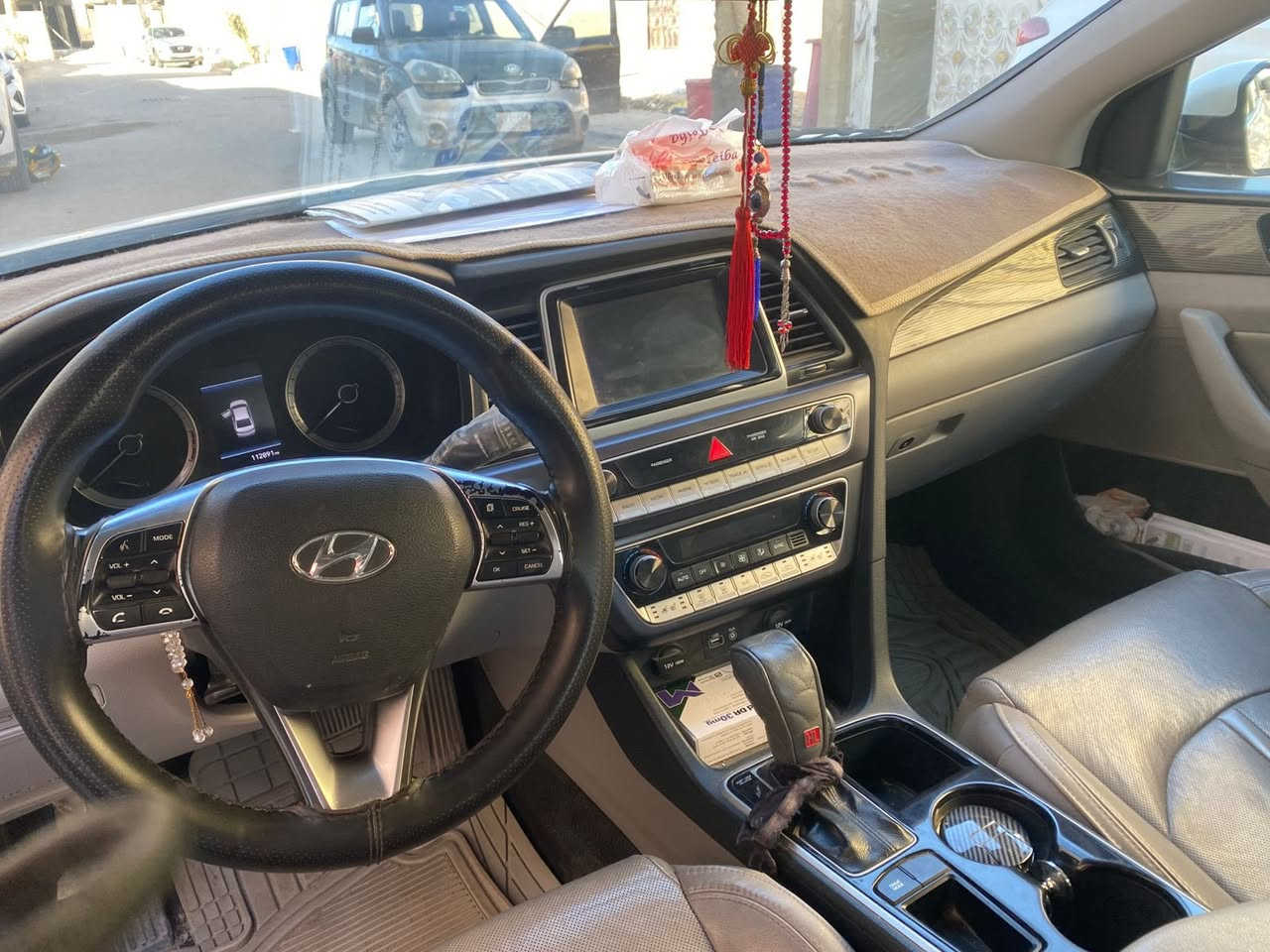 سلام عليكم
سوناته مديل 2018 وارد امريكي دخول كلين فقط بنيد مصبوغ ول كصه مال القماره اثر تكشير صبغ لا ضربه ولا بارد كلين سياره

مواصفات فول لمتد رقم بغداد باسمي  جاهزه من كلشي تبريد حداديه تخم تاير تبريد قطعتين 

مكان سياره نجف اني مكلف مكلف مكلف بل نشر اتصل على رقم  ‭0780 100 2509‬  سعر سياره 165 وبيه مجال اتصل وتدلل وعتذر من الي يدخل خاص لان اني مكلف بل نشر
