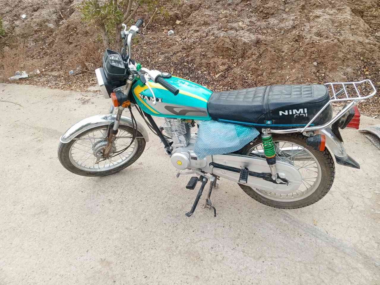 السلام عليكم نامه امتياز اصلي 3احرف موديل26 السعر 680وبيها مجال ***********
