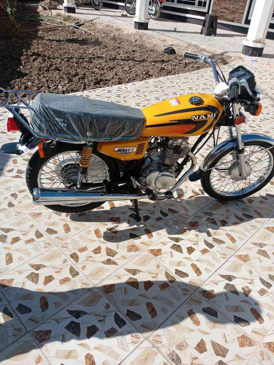 السلام عليكم شباب دراجه ناعمه موديل 22 سلامته اصلي سياره سعر 850 وبيها مجال ***********
