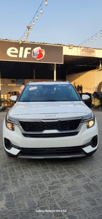 للبيع  كيا x line سليتوس 2024 مكفولة من الصبغ  فول مواصفات / فتحة / بص...