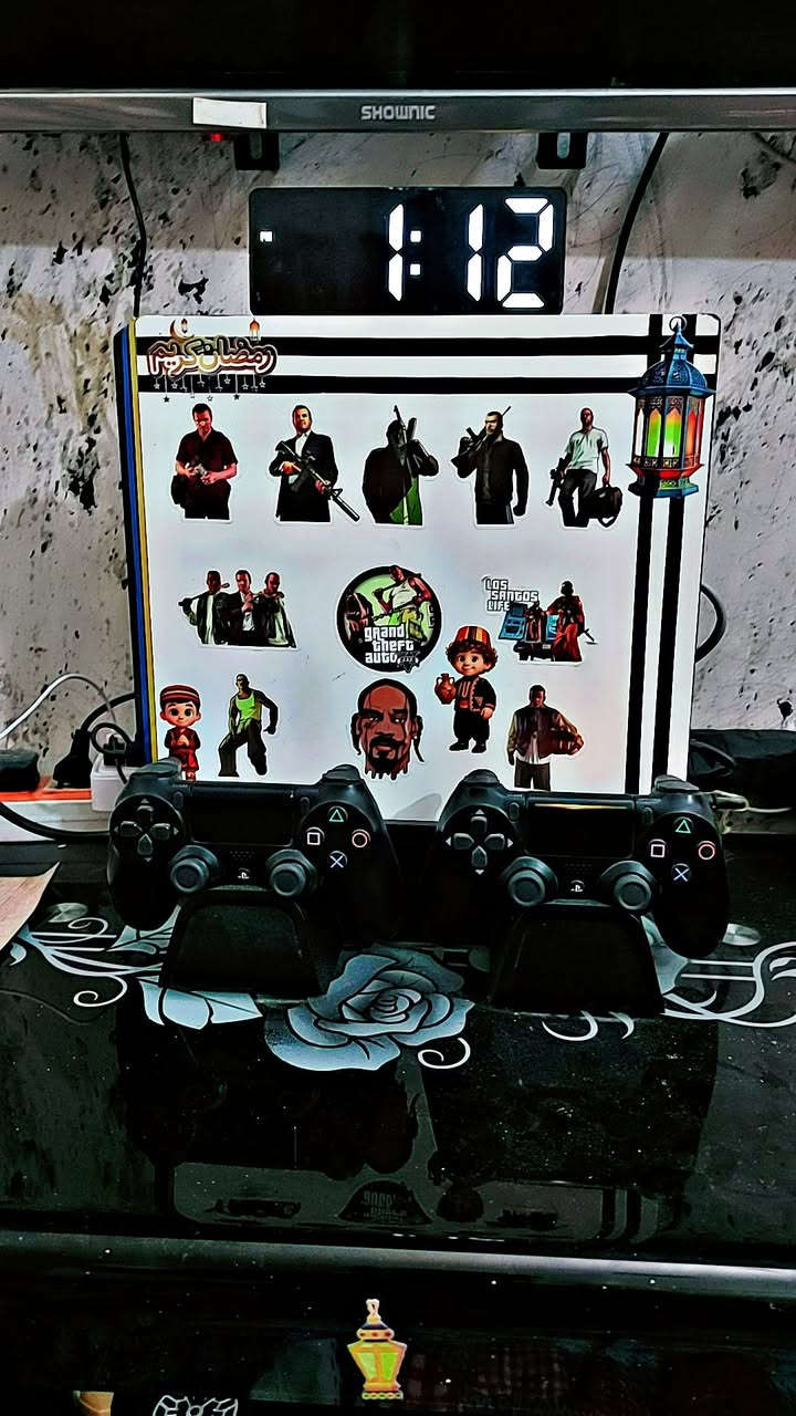 بلي 4 واحد تيره من الخير السعر 350 
بس الشراي يدخل خاص


**إذا كنت صاحب هذا الإعلان وتريد حذفه لأي سبب، رجاءا أرسل رسالة إلى الدعم الفني**