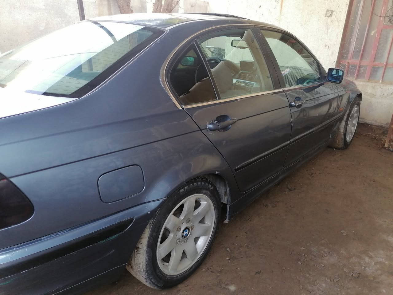 بي ام 2002 صقر محرك كير كفاله مامكصوصه كهربائيات شغاله كلها تخم تاير جديد كشنات كهرباء فتحه سقف كشرها نضيف مكانها ناصريه  ب32 بيه مجال للشراي مراوس بنفس النضافه خاص مفتوح ***********
