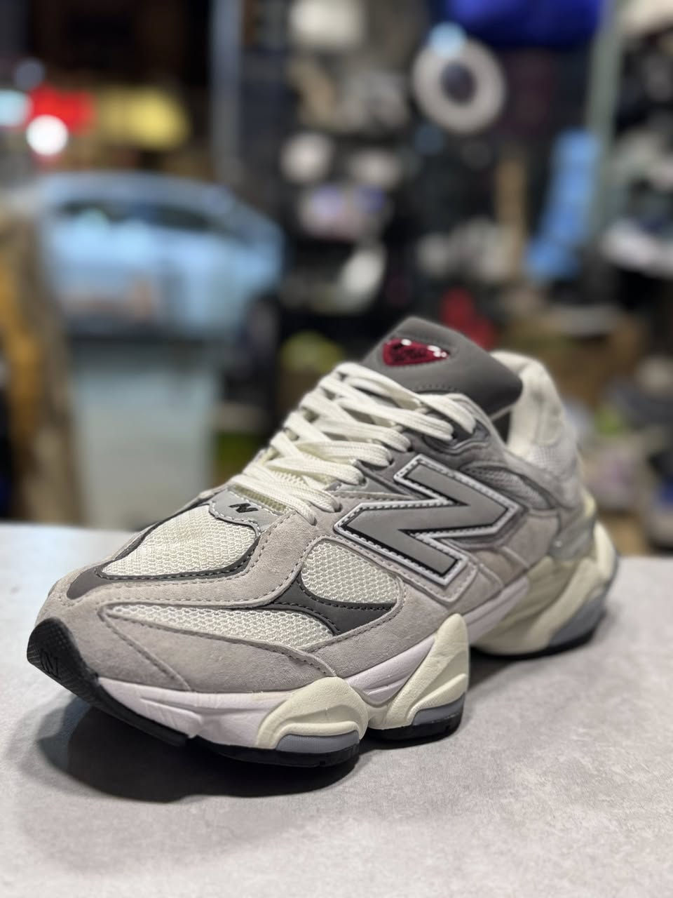 NEW BALANCE 9060
غير مستخدم
القياس 42 طول القدم 26.5
واتساب wa.me/9647781522983
توصيل جميع انحاء العراق


**إذا كنت صاحب هذا الإعلان وتريد حذفه لأي سبب، رجاءا أرسل رسالة إلى الدعم الفني**