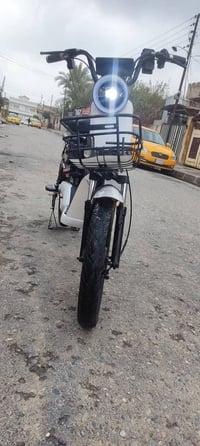 باسكل شحن • موديل 2024 • خمس بطاريات