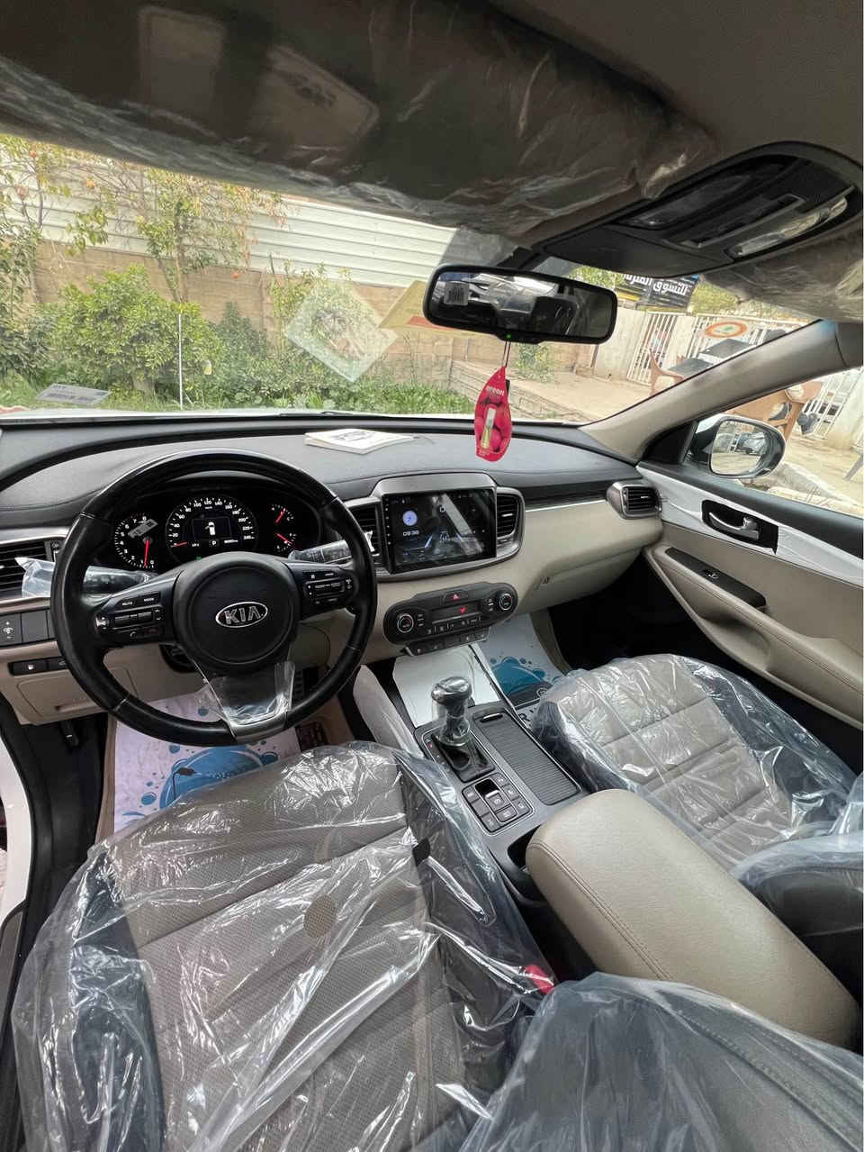 سلام وعليكم سورنتو موديل 2016 رقم بغداد سياره فول موصفات مكفوله من الصبغ والبارد سياره حيل جديده سعر 220 وبيها مجال رقم الهاتف *********** بعقوبة, ديالى
