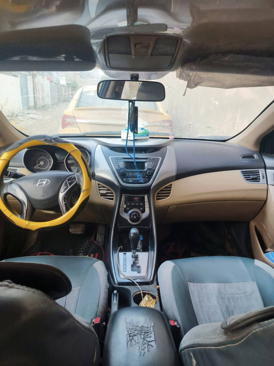 سلام عليكم اخون سياره النترا 2013 وارد امريكي
حادثه بل جنطه سياره جاهزه حداديه على اخر حبايه 
تخم تايرات جديد مكينه 1800رقم بغداد سياره بيعه او مراوس حسب القناعه خاص متواجد ***********
