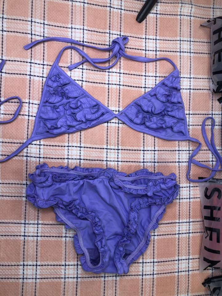 لانجري شي ان 90 قطعة مختلفة بنص السعر
اليريدهن يراسل واتساب      ***********
