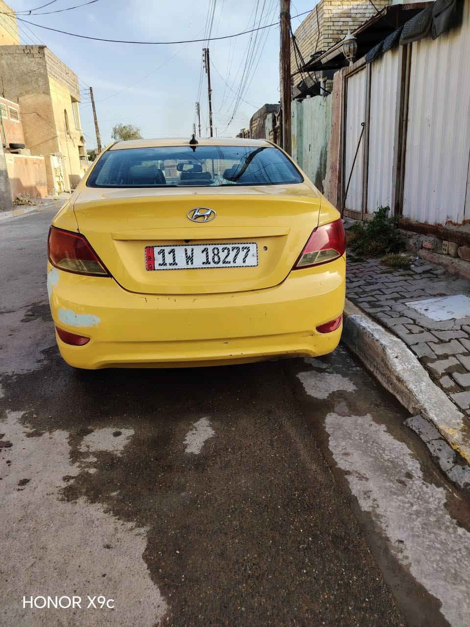 سلام عليكم اكسنت موديل 2013 وارد امريكي حادث جاملغ امامي فقط وداخل العراق جاملغ خلفي فقط سياره مثل ما موضح بلصور بيه طخات خفيفه ما معمره كير محرك تبريد تايرات خير من الله ماتصرف عليه ربع من ايدك للشارع سنويه باسمي تحويل مباشر اكاتبك مروري مباشر السعر 70 مكاني بغداد الحسينيه مال راشدية رقم الهاتف ***********
