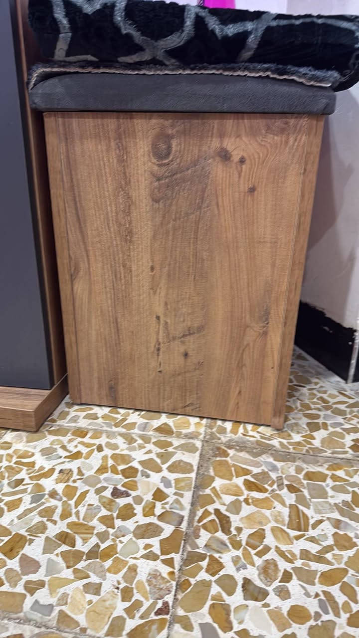 للبيع غرفة نوم تركي جديد مابي اي كسر ولا ضرر
السعر مليون وبي مجال بسيط للاستفسار اكثر خاص #الموصل #الجميع #المتابعين #للبيع


**إذا كنت صاحب هذا الإعلان وتريد حذفه لأي سبب، رجاءا أرسل رسالة إلى الدعم الفني**