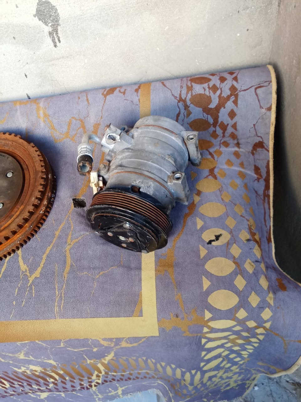 سلام عليكم للبيع غراض ام كراند 7 
شرط ع شغل ماعده كمريسر فتحته من مكينه حاويه ماليزي يعني يشتغل أو ميشتغل؟مكاني دورة السعر 200
*********** واتساب
