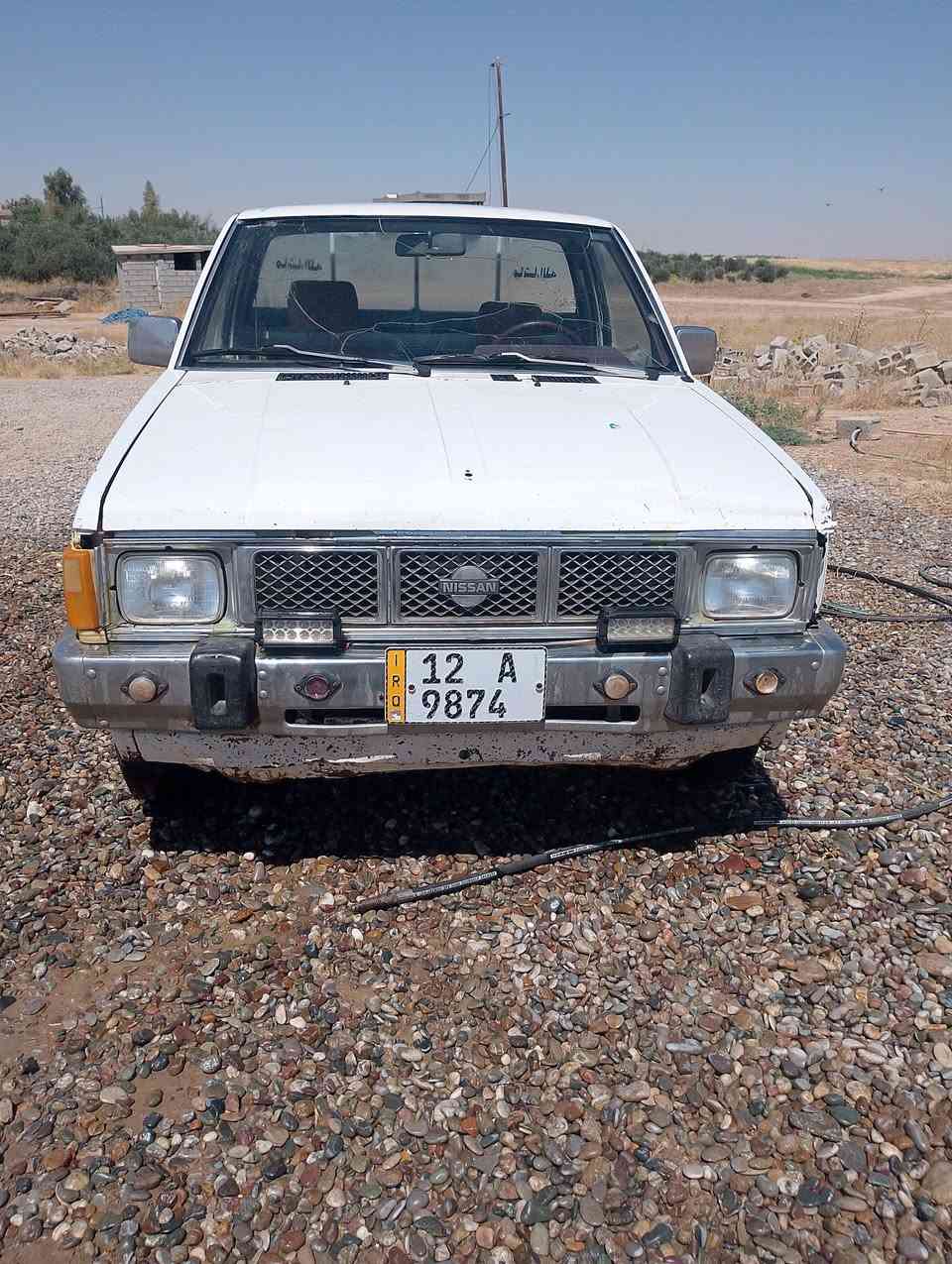 السلام عليكم نيسان للبيع محرك كير گسن كلو شرط باتري جديد سنويه 30  اسعر 40وبيهه مجال ***********
