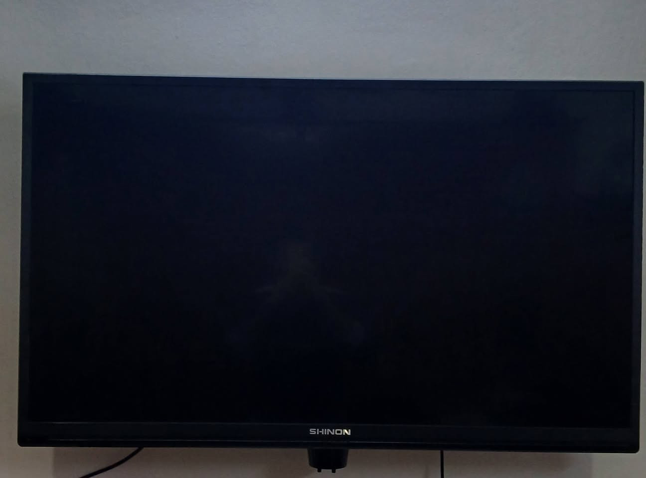 السلام عليكم للبيع شاشات عدد ٢ وحده قياس ٥٠ شينون وقياس ٤٢ توكمه السعر ٤٥٠ العنوان الكاظميه ***********
