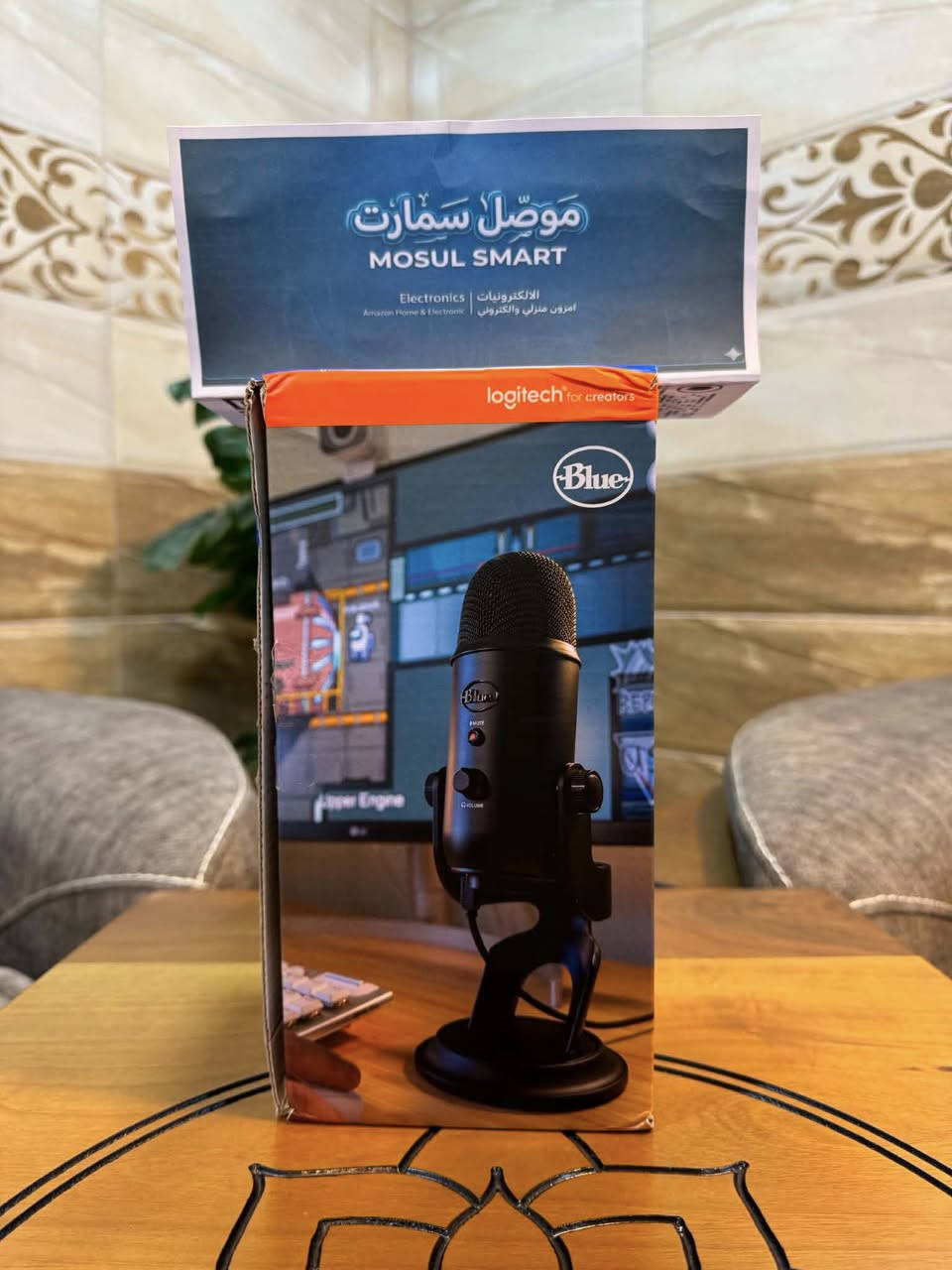 السلام عليكم
مايك 🎙️ احترافي ماركة لوجتك جديد كامل ملحقات وهذا شرح
 هذا المنتج هو ميكروفون Blue Yeti من Logitech، المصمم للبث والتسجيل.يتميز الميكروفون بنمط "Tri-capsule" الثلاثي الذي يتيح التسجيل في أي موقف تقريبًا.يوفر أنماط تسجيل متعددة (قلبي، ثنائي الاتجاه، متعدد الاتجاهات، وستيريو) لبيئات تسجيل مختلفة.يتضمن عناصر تحكم في الكسب ومخرج سماعة رأس للمراقبة بدون تأخير.يتصل مباشرة بجهاز الكمبيوتر أو اللابتوب عبر كابل 
انطونا بيه سعر وبالعافية🌹


**إذا كنت صاحب هذا الإعلان وتريد حذفه لأي سبب، رجاءا أرسل رسالة إلى الدعم الفني**