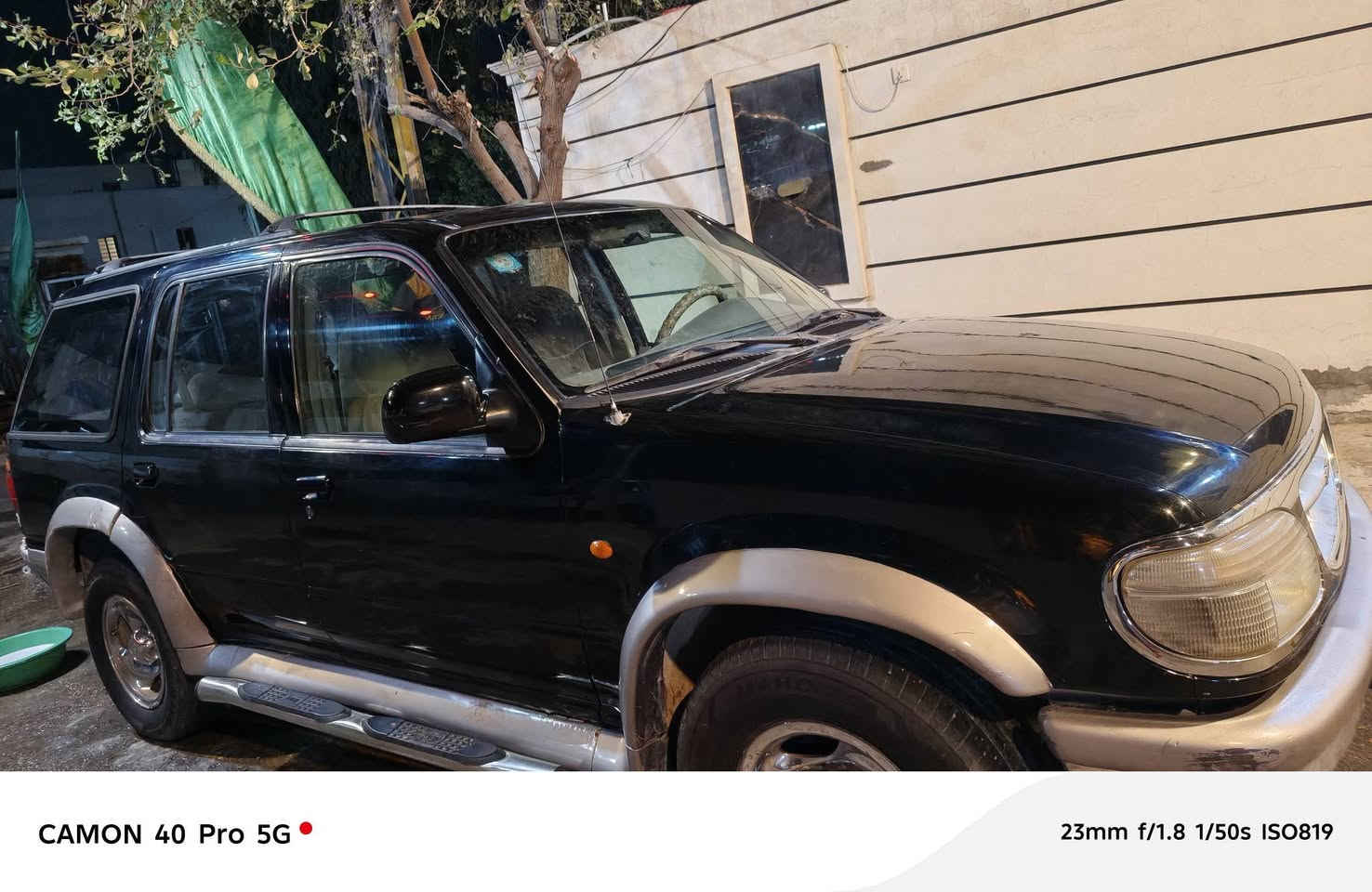 سلام عليكم فورد اكسبلور للبيع  موديل 1997 تخم تاير جديد وارد امريكي 
مكينه vvt  استفسار ***********
